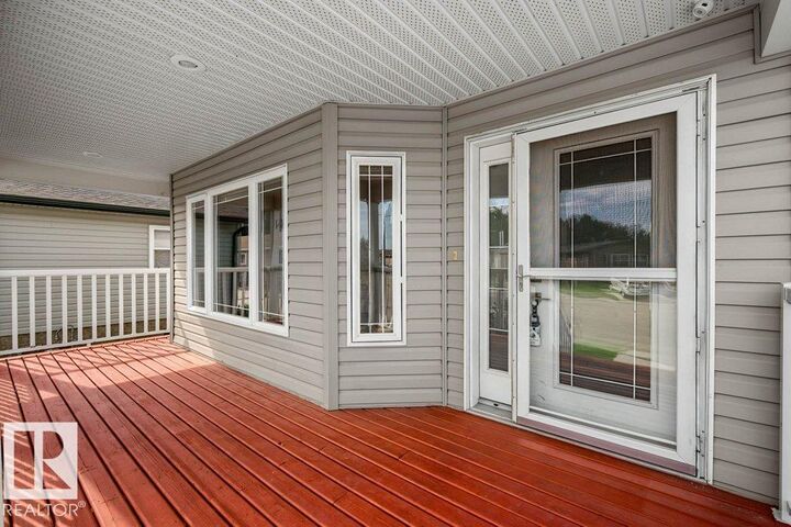Property Photo: 2 Jutland Crescent AB T7Z 0A3