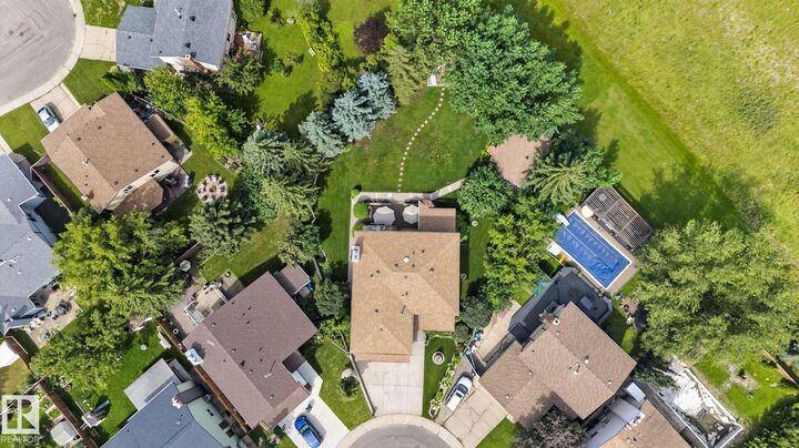 Property Photo: 18132 78 Avenue NW AB T5T 2A7