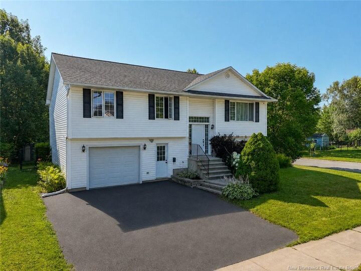 Property Photo:  86 Rebecca Drive  NB E3B 9N4 