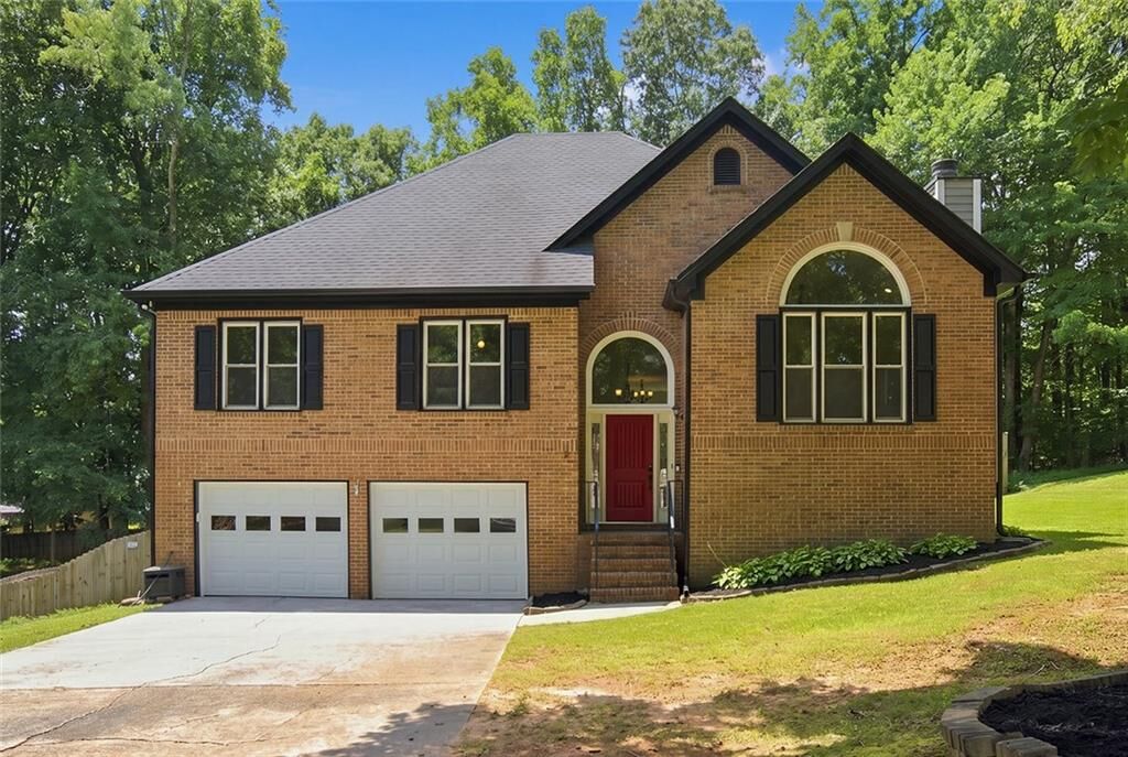 Property Photo: 2516 Lorne Court SW GA 30064