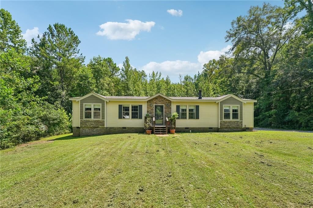 Property Photo:  1036 Creighton Road  GA 30107 