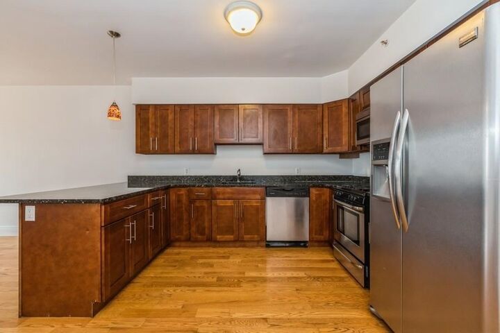 Property Photo:  125 43rd St 602  NJ 07087 
