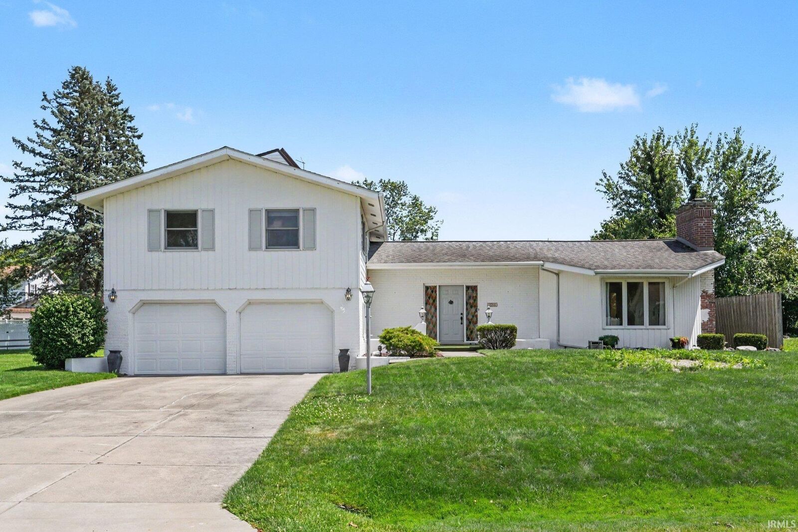 Property Photo:  52266 N Tally Ho Drive  IN 46635-1047 