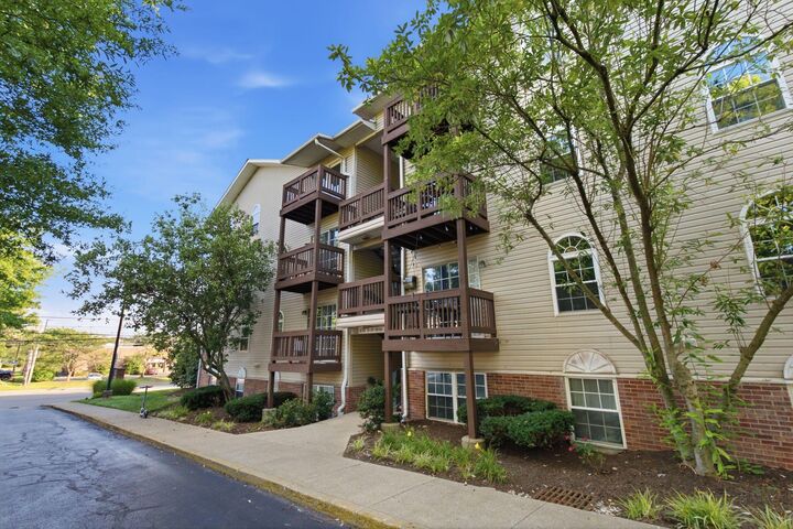 Property Photo:  1081 S Broadway 401  KY 40504 