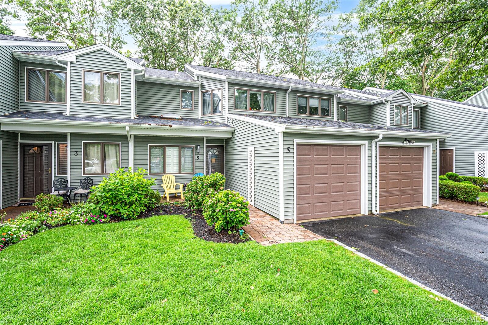 Property Photo:  5 Jeremy Circle  NY 11767 