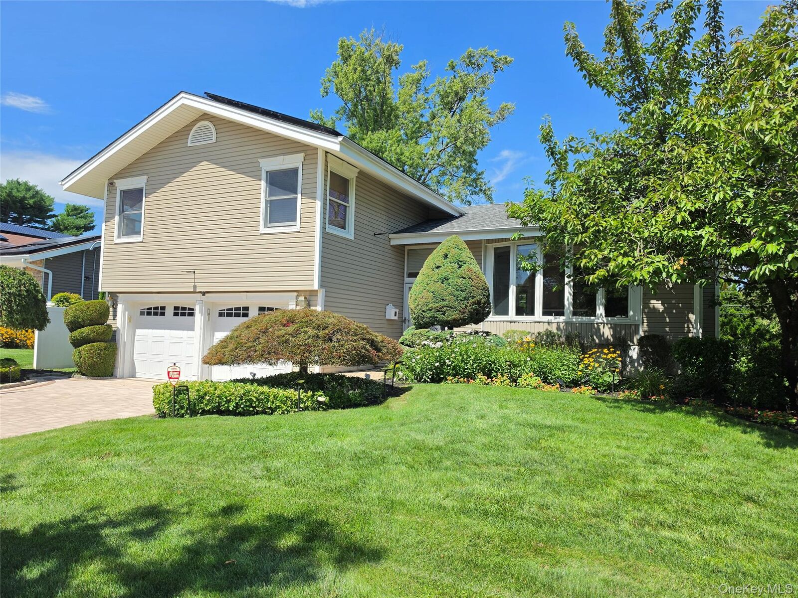 Property Photo:  177 Forest Drive  NY 11753 