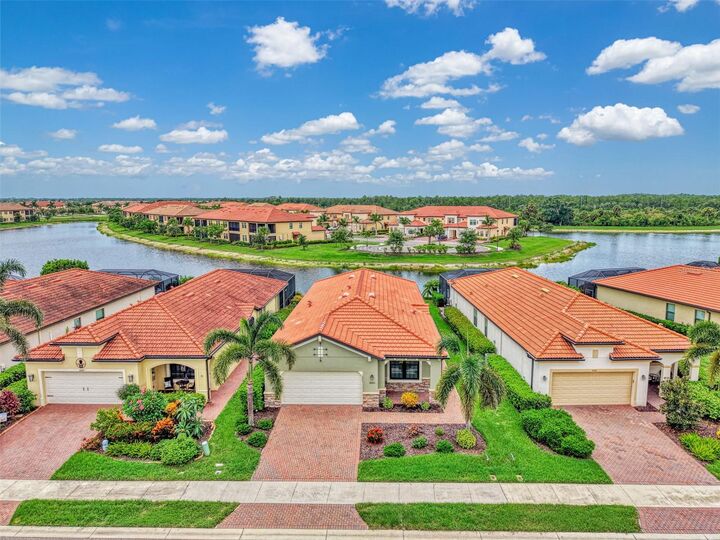 Property Photo:  10065 Cozy Grove Drive  FL 34293 