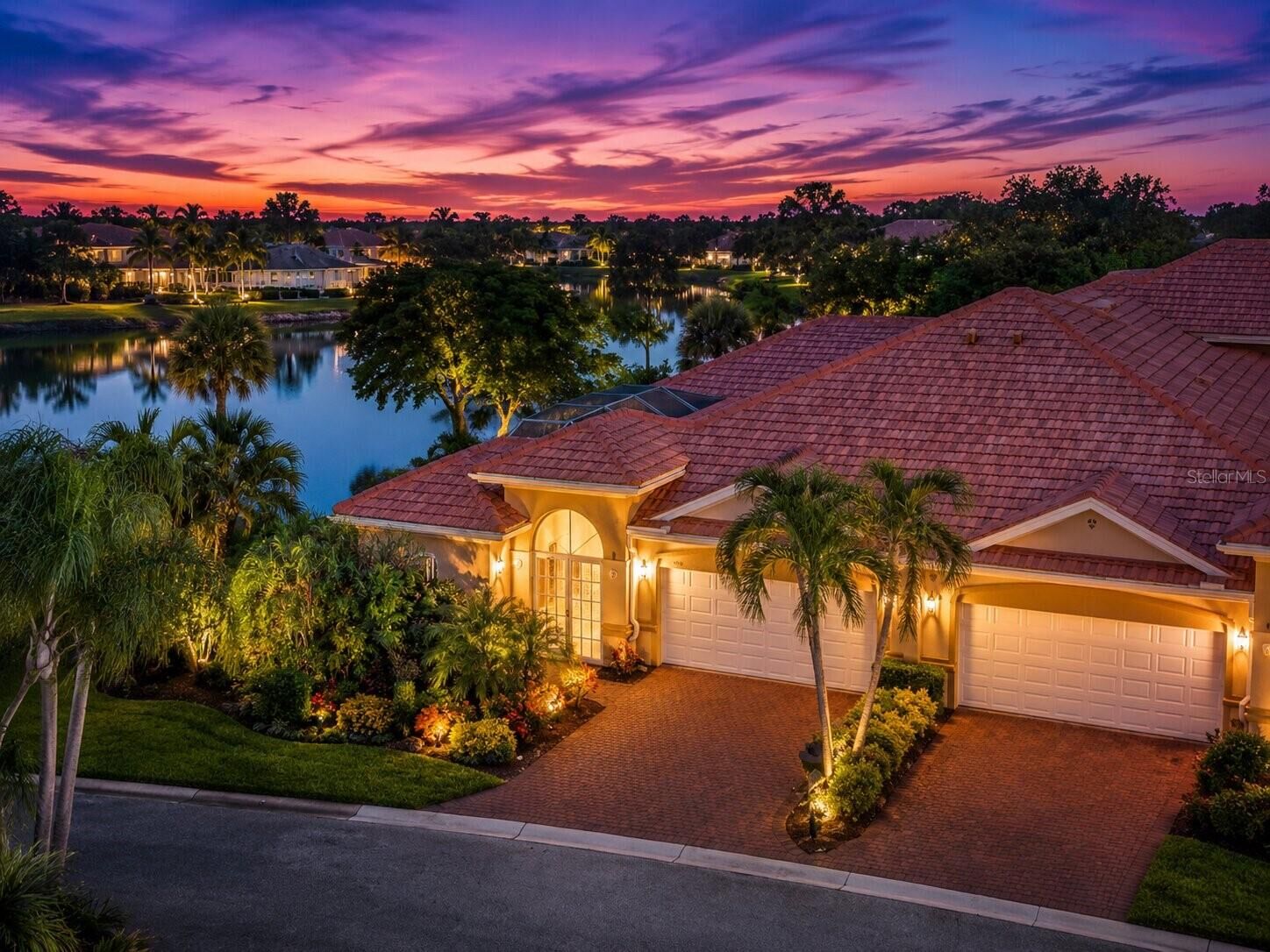 Property Photo:  13921 Bently Circle  FL 33912 