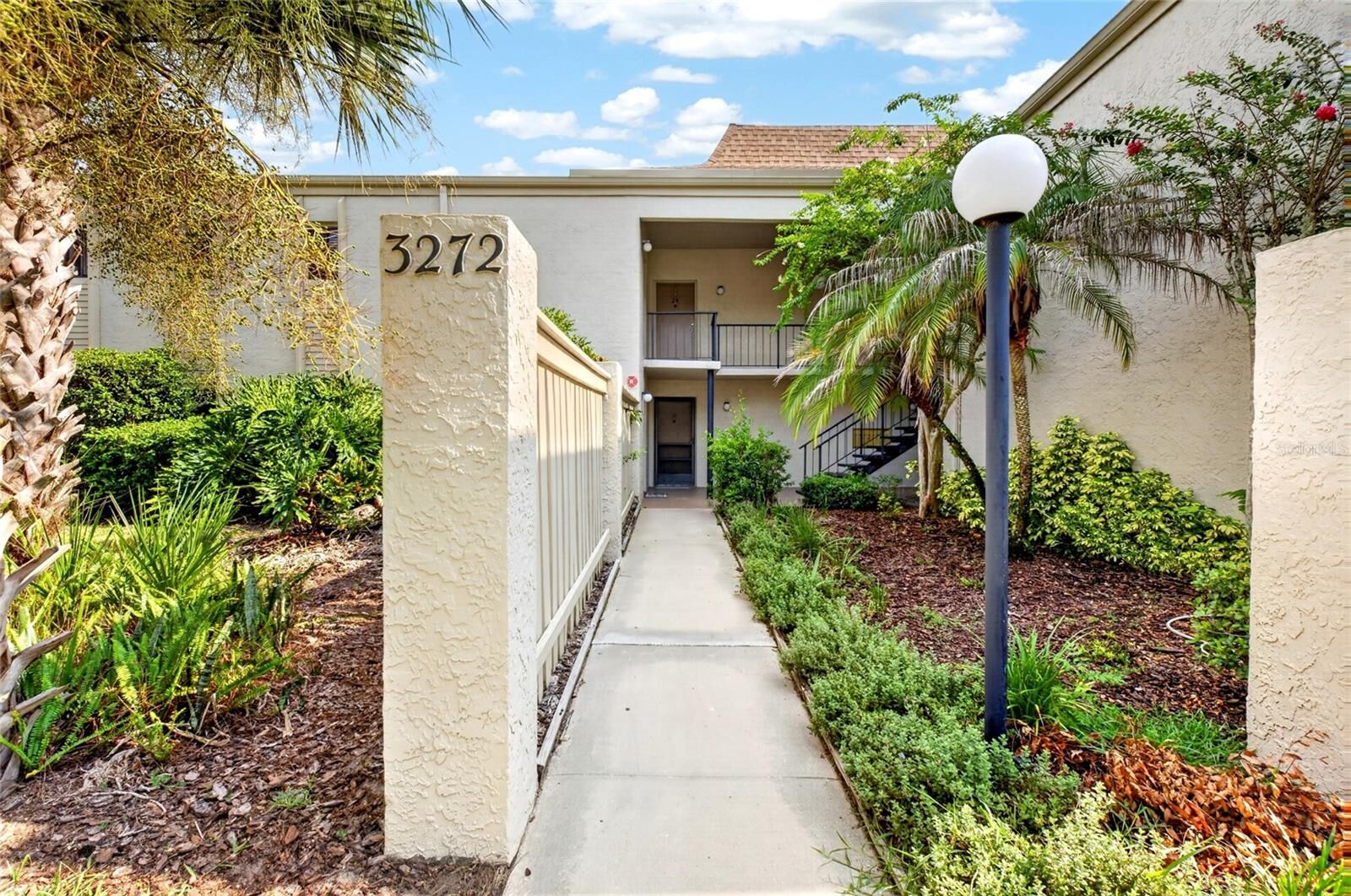 Property Photo: 3272 S Semoran Boulevard 11 FL 32822