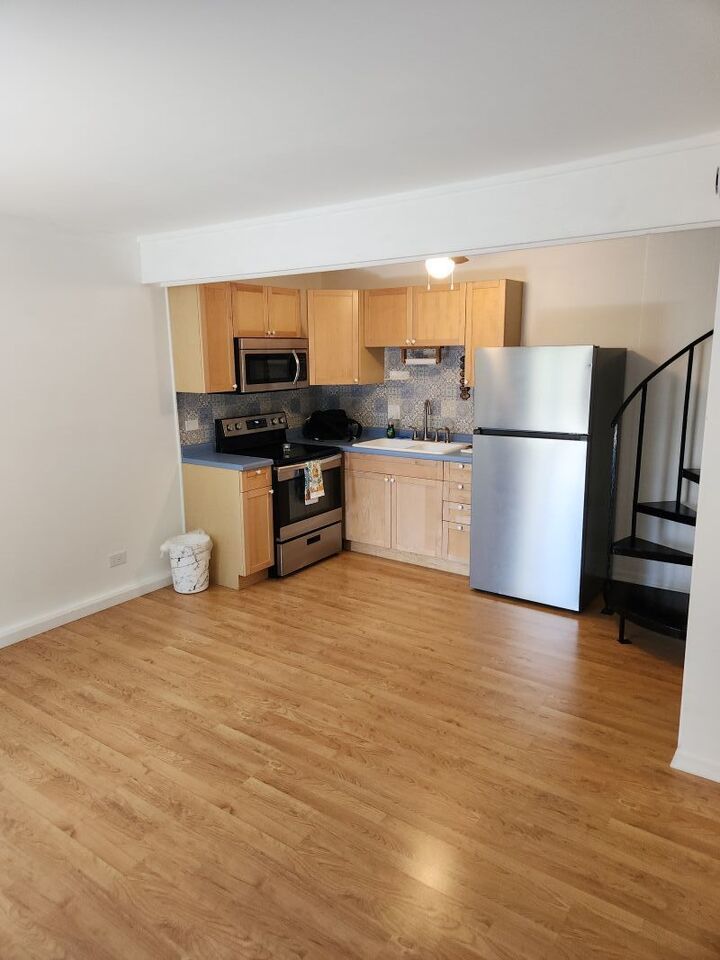 Property Photo:  28 Jamaica Colony 5  IL 60020 