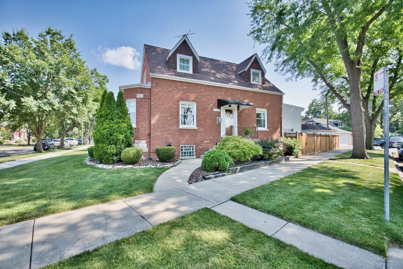 Property Photo:  5974 W Miami Avenue  IL 60646 