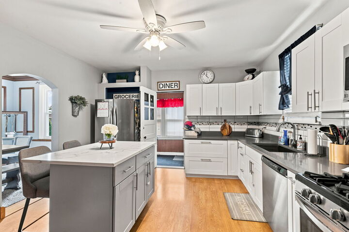 Property Photo:  3949 N Natchez Avenue  IL 60634 