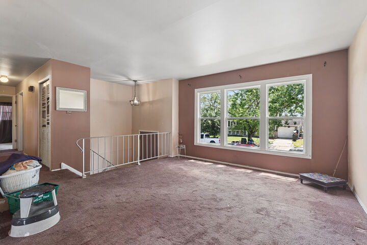 Property Photo:  5912 Stuart Lane  IL 60452 