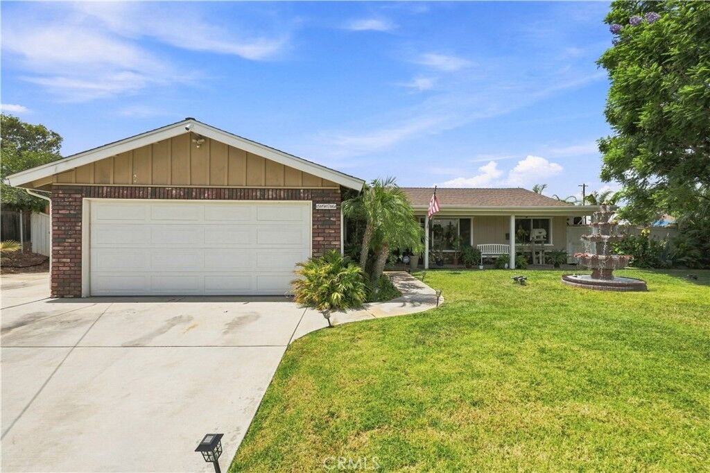 Property Photo: 5976 Robinson Avenue CA 92503