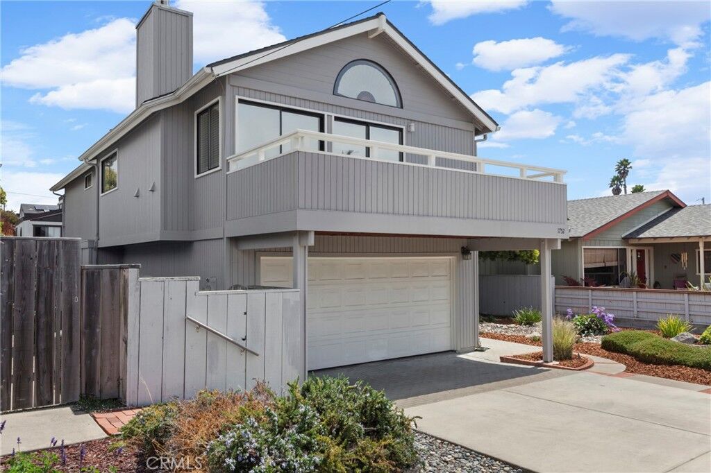 Property Photo: 1752 5th CA 93402