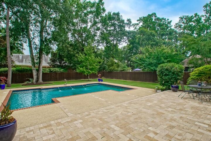 Property Photo: 8004 Elizabeth Lane LA 70448