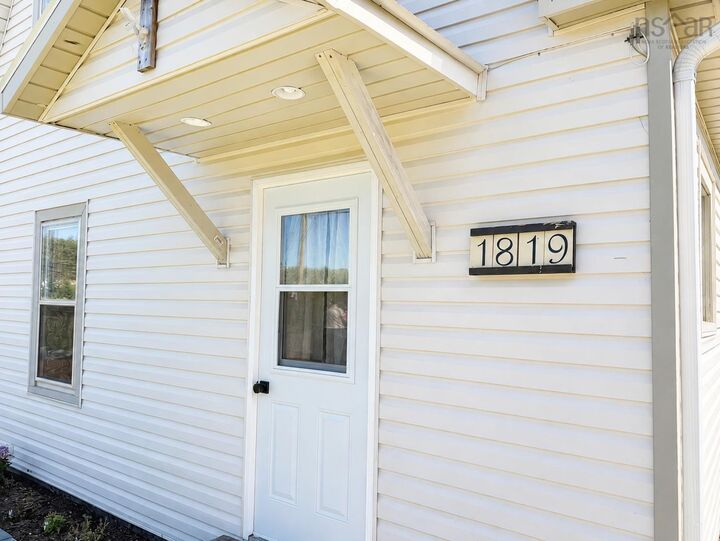 Property Photo: 1819 Irwin Lake Road NS B0N 1C0
