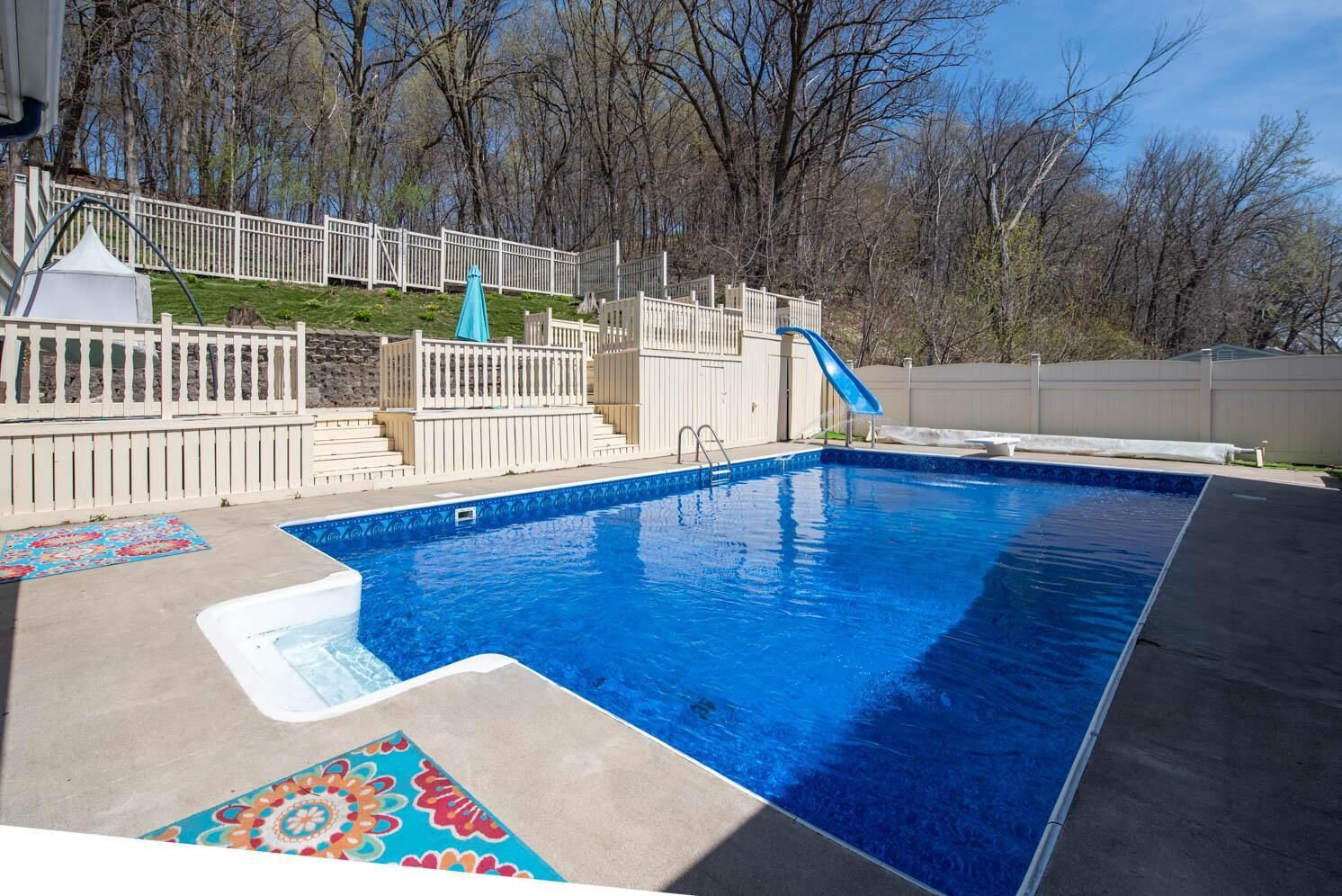 Property Photo: 492 Marvin Boulevard MN 56003