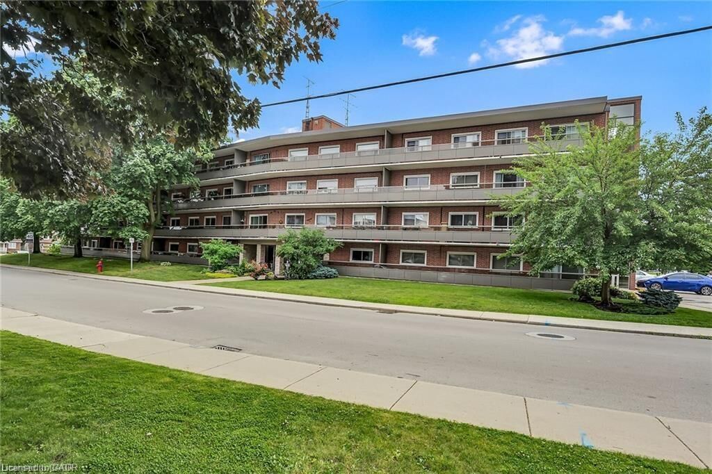 Property Photo: 11 Woodman Drive 409 ON L8K 4E3