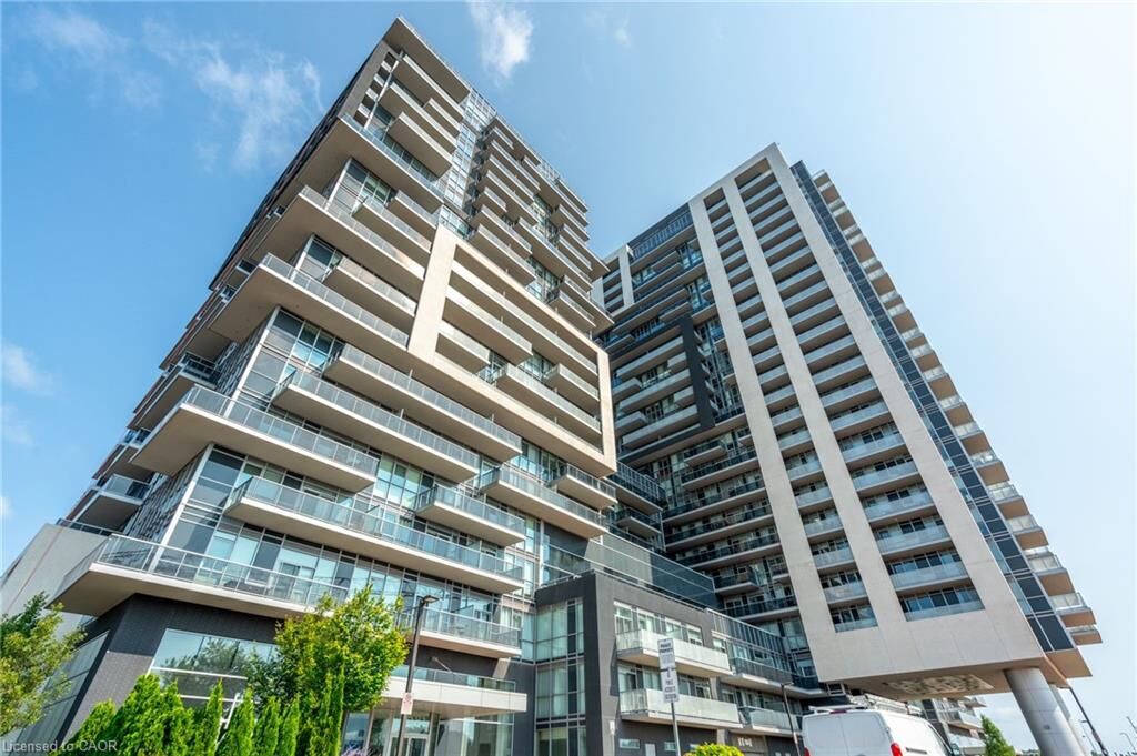 Property Photo:  2087 Fairview Street 1310  ON L7R 0E5 
