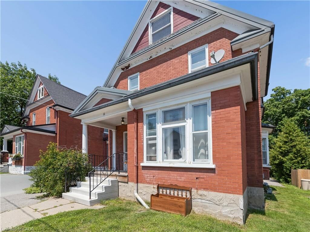 Property Photo:  36 Princess Street E A  ON N2J 2H7 