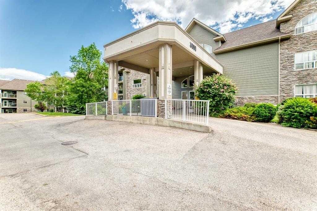 Property Photo: 3120 Millrise Point SW 3120 AB T2W 3W4