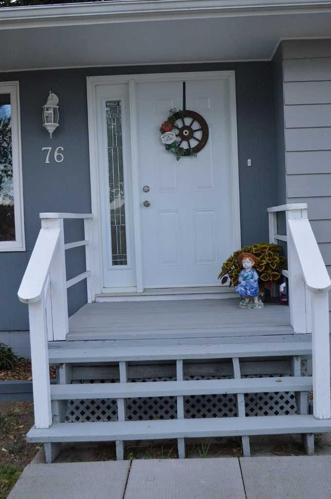 Property Photo:  76 Brock Street  AB T0J 1V0 