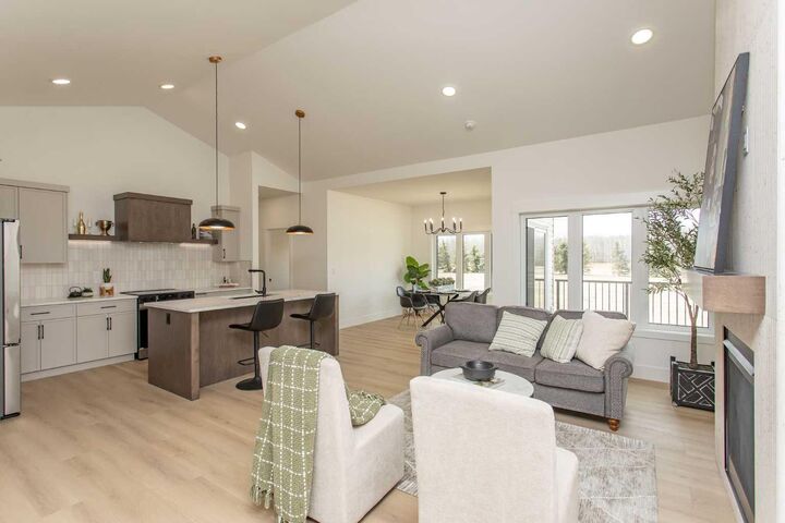 Property Photo: 38452 Range Road 284 203 AB T4S 2B7
