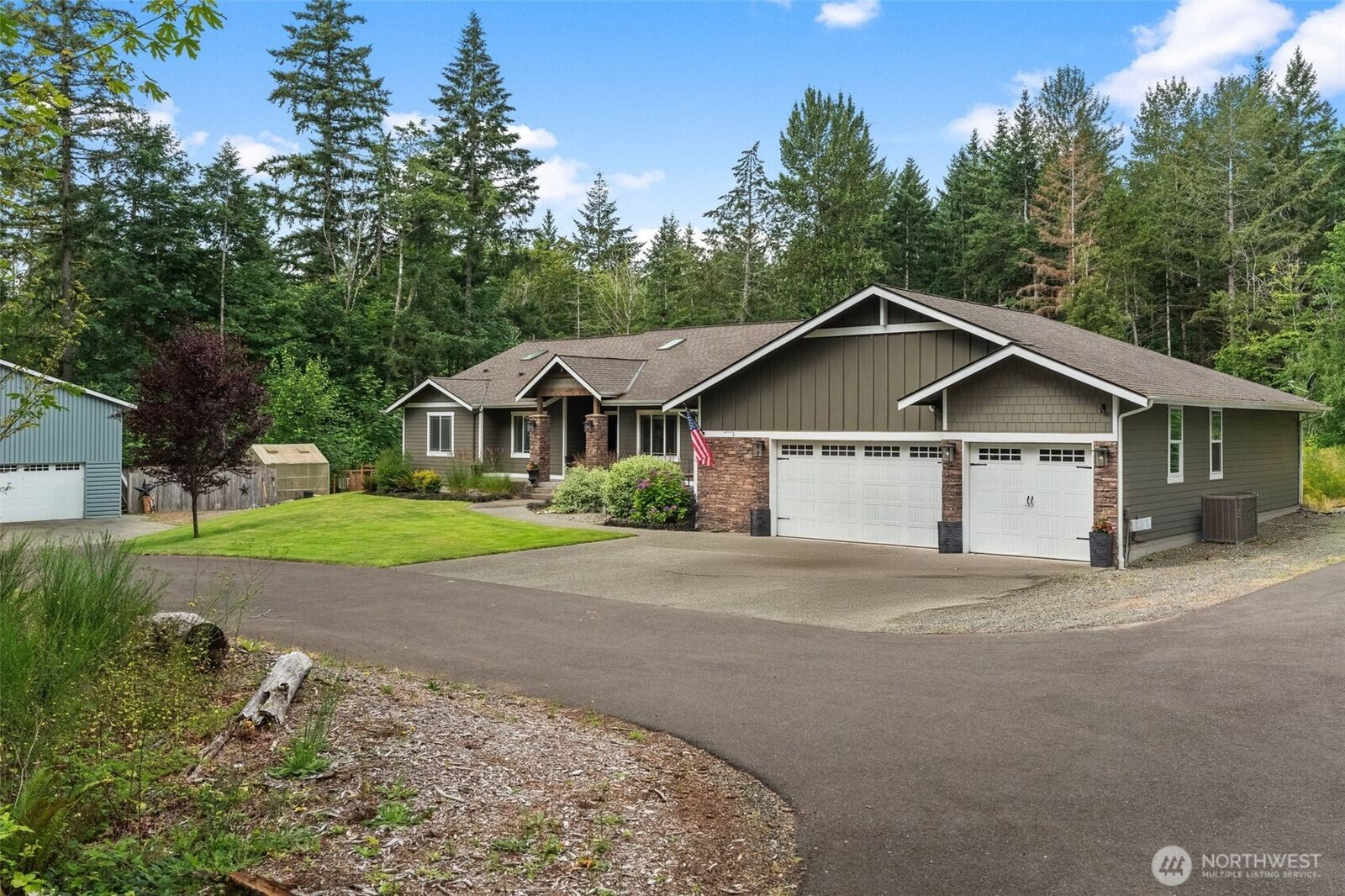 Property Photo: 15622 Glenwood Road SW WA 98367