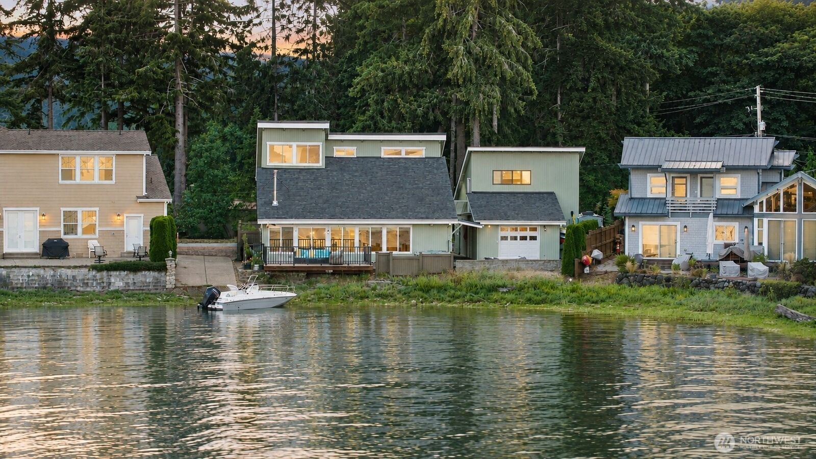 Property Photo:  21 NE Belaire Drive  WA 98528 