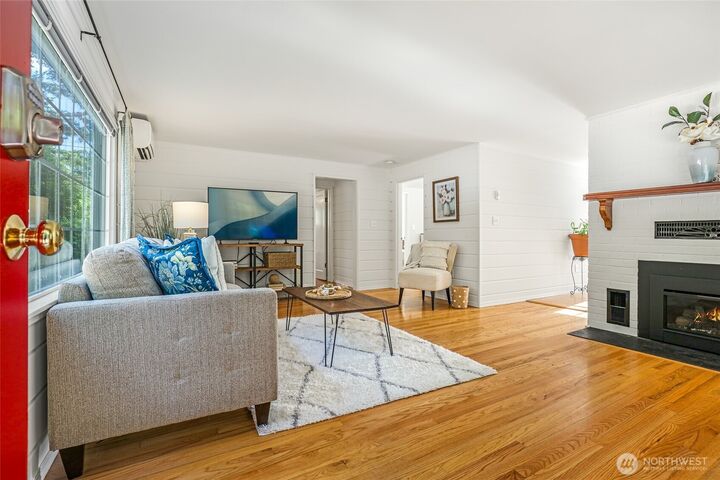 Property Photo: 18005 Fremont Avenue N WA 98133