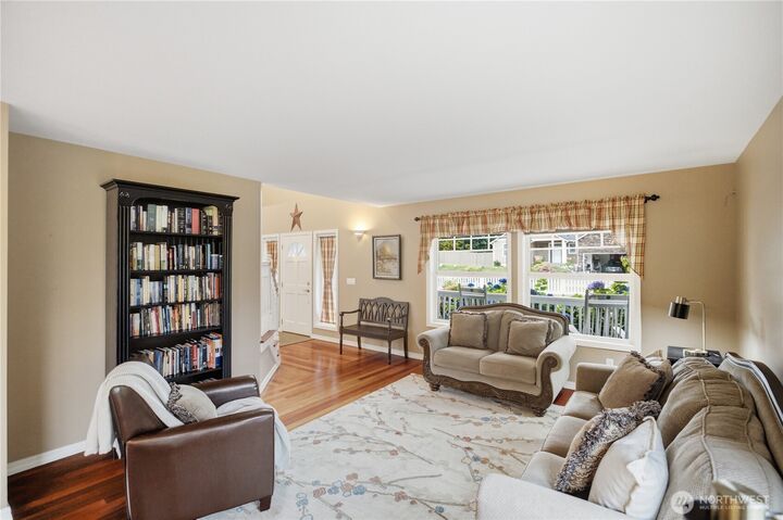 Property Photo: 13204 115th Street E WA 98374