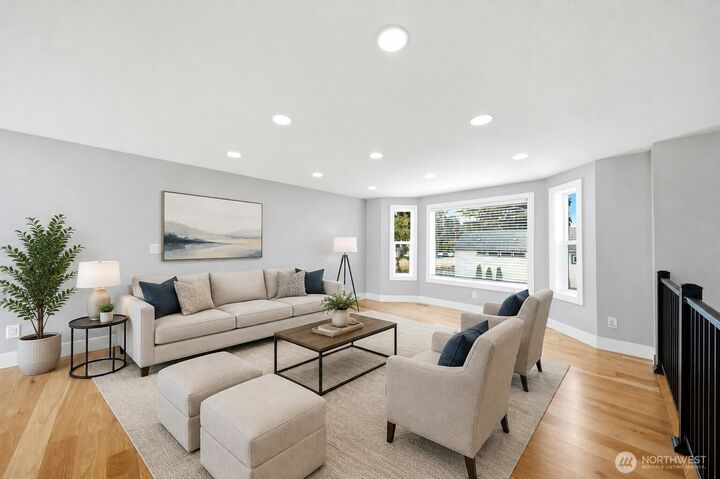 Property Photo: 6809 Washington Avenue WA 98203