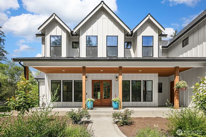 Property Photo: 24926 SE 162nd Street WA 98027