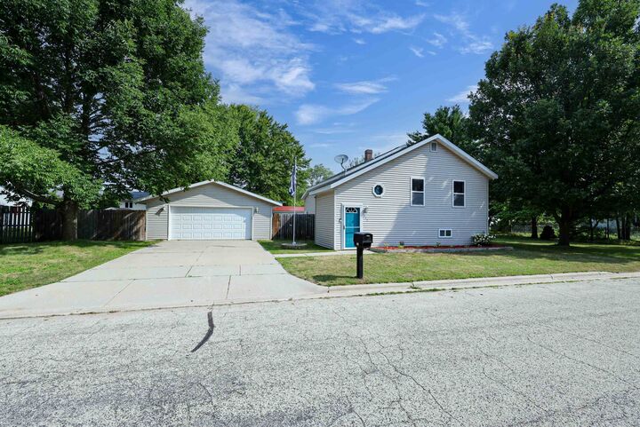 Property Photo: 215 7th Street WI 54153