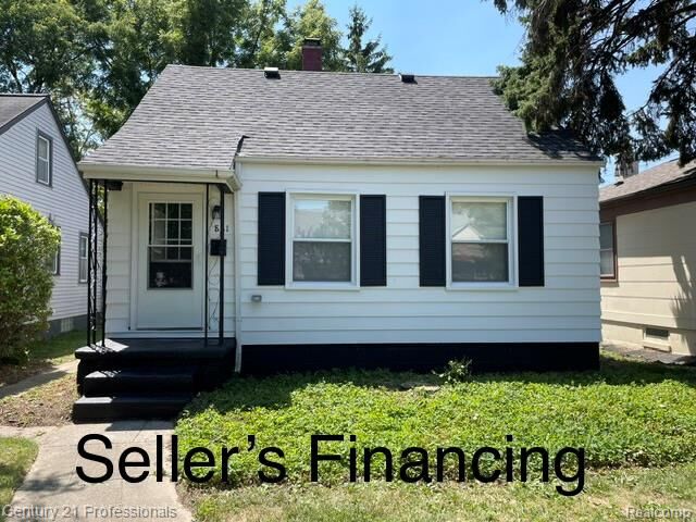 Property Photo:  881 Garfield Avenue  MI 48146 