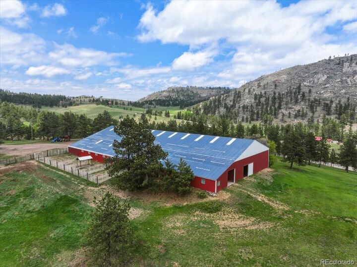 Property Photo:  89 Aspen Leaf Lane  CO 80512 