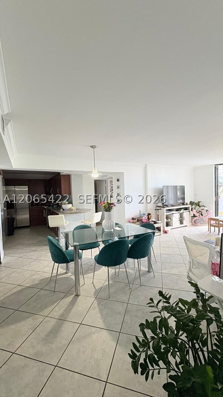 Property Photo:  2333 Brickell Ave 315  FL 33129 