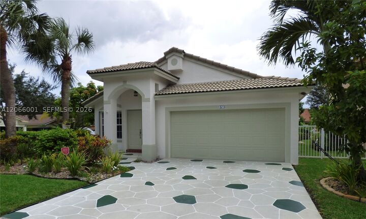 Property Photo:  474 SW 205th Ave  FL 33029 