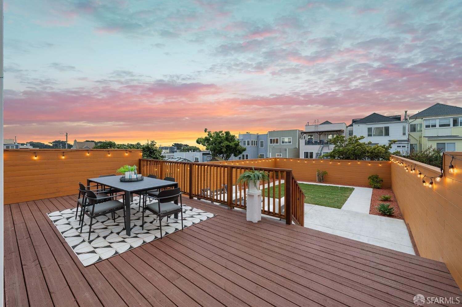 Property Photo:  751 46th Avenue  CA 94121 