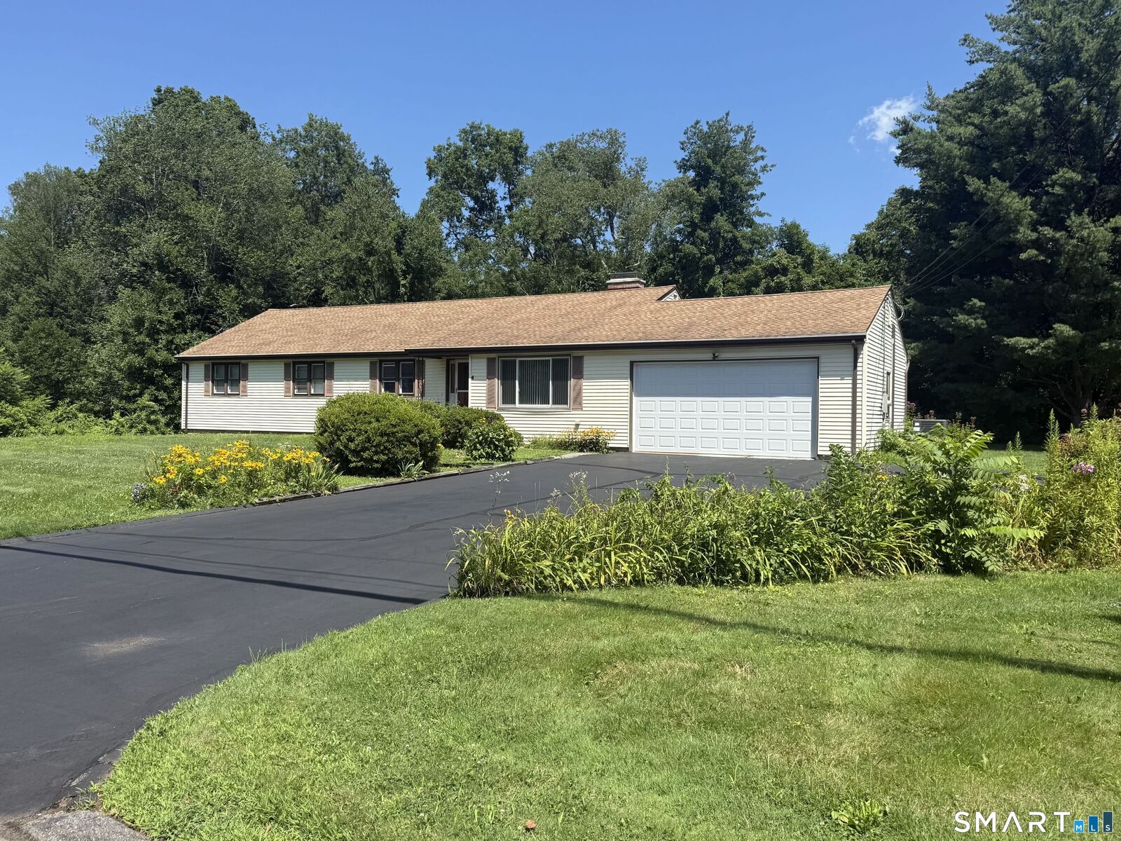 Property Photo:  4 Sandpiper Drive  CT 06002 
