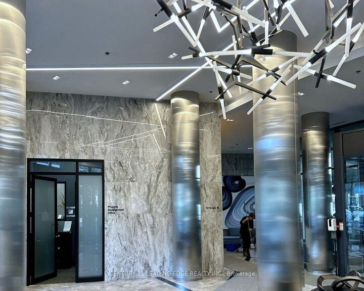 Property Photo:  12 Yonge Street 2203  ON M5E 1Z9 