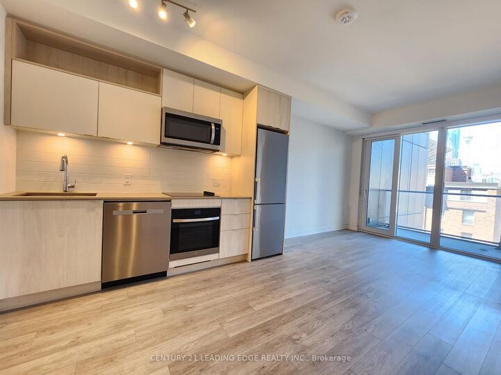 Property Photo:  135 Lower Sherbourne Street 565  ON M5A 1Y4 