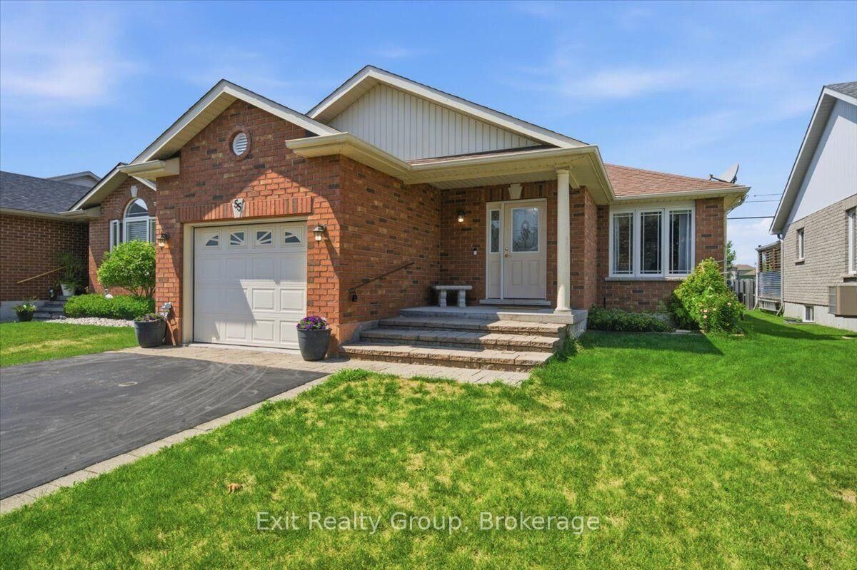 Property Photo:  55 Gavey Street  ON K8N 0L8 