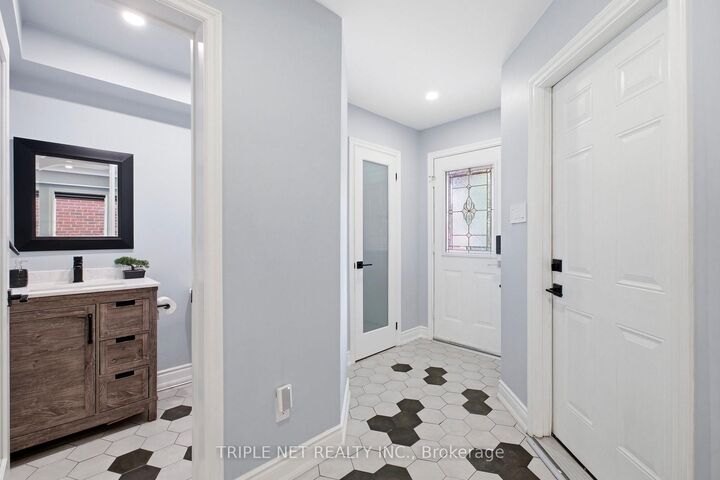 Property Photo: 198 Purcell Crescent ON L6A 3C5