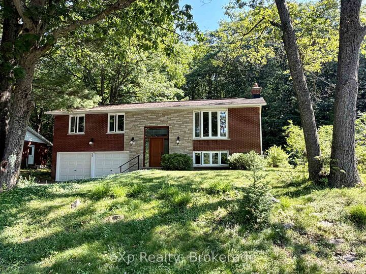 Property Photo:  55 Wilshier Boulevard  ON P1L 1L2 