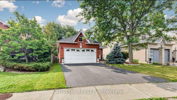 Property Photo:  299 Tupper Boulevard  ON L9R 1Z6 