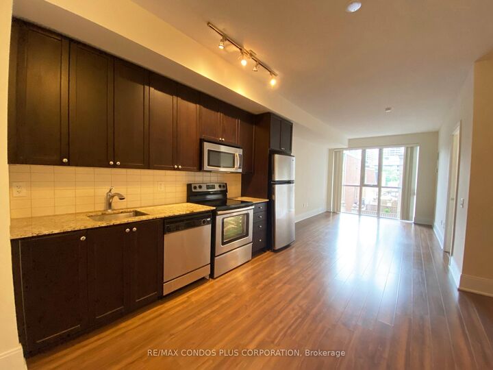 Property Photo:  560 Front Street W 325  ON M5V 1C1 