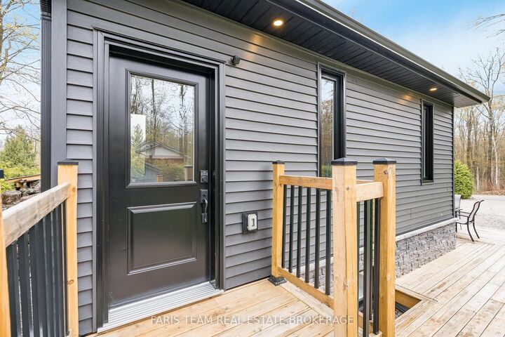 Property Photo: 1720 Tay Point Road ON L9M 1X7