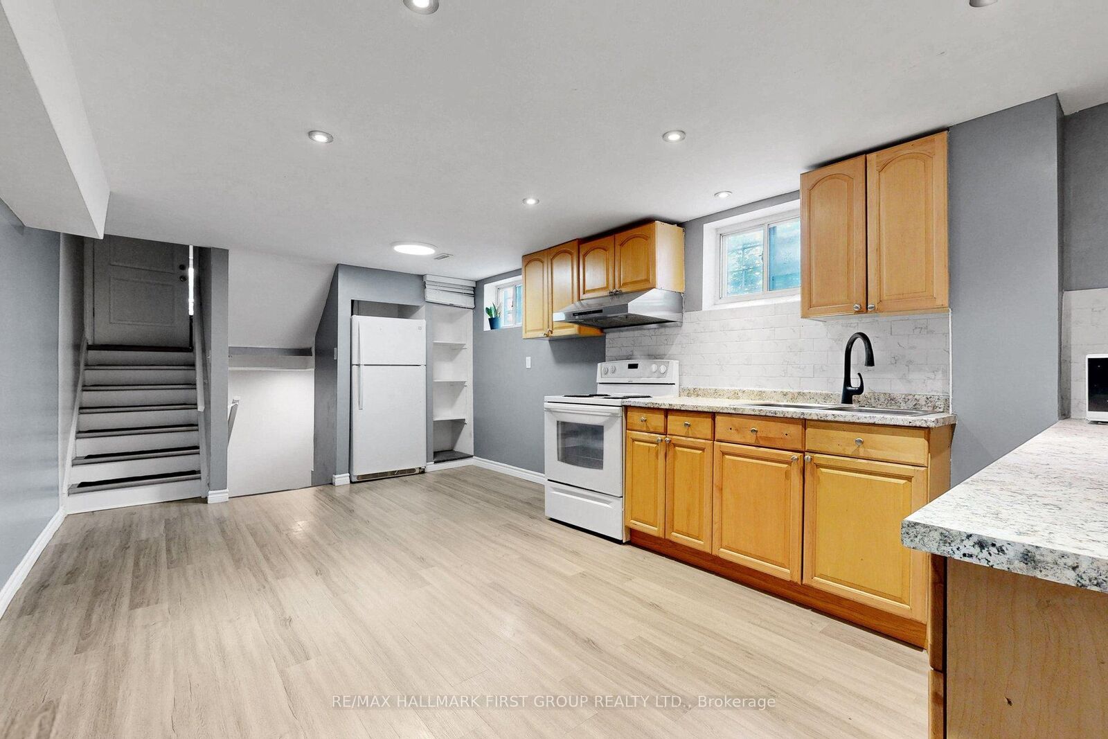 Property Photo: 33 Robbinstone Drive Basement ON M1B 2C4
